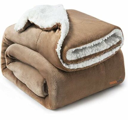 Efinito? Polyester Micromink Warm Sherpa Super Soft Flannel Solid/Plain Blanket for Winter, Light Brown, Size 145 x 220 Cms (Approx. 4.7 x 7 ft) (Single, Lightweight)