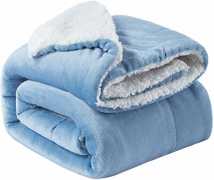 Efinito Polyester Micromink Warm Sherpa Super Soft Flannel Solid/Plain Blanket for Light/Mild Winter, Aqua, Size 220 x 230 Cms (Approx 7.4 x 7 ft, Double)