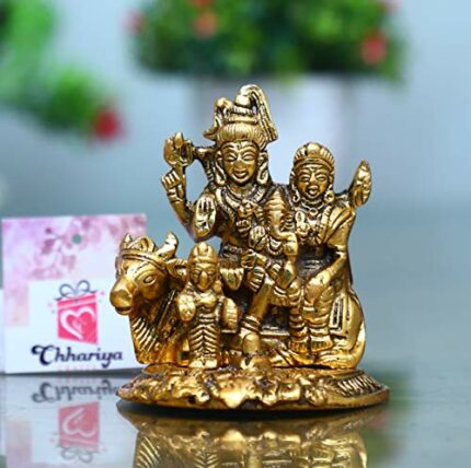 Efinito Metal Shiv Parivar/Shiva Parvati and Ganesha and Kartik Idol Lord Shiva Sitting On Nandi Decorative Showpiece - 10 cm (Metal, Gold)