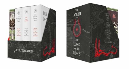 THE MIDDLE-EARTH TREASURY: The Hobbit & The Lord of the Rings [Boxed Set edition]