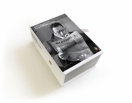 One Hundred Writers in One Box : Postcar?Cards