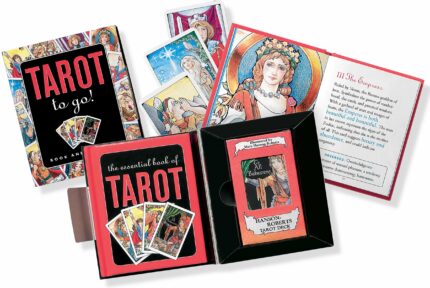 Tarot to Go! (Charming Petites)